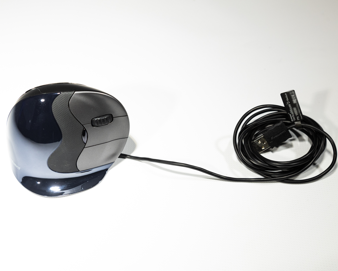 BON PLAN - Souris verticale EVOLUENT D filaire droitier