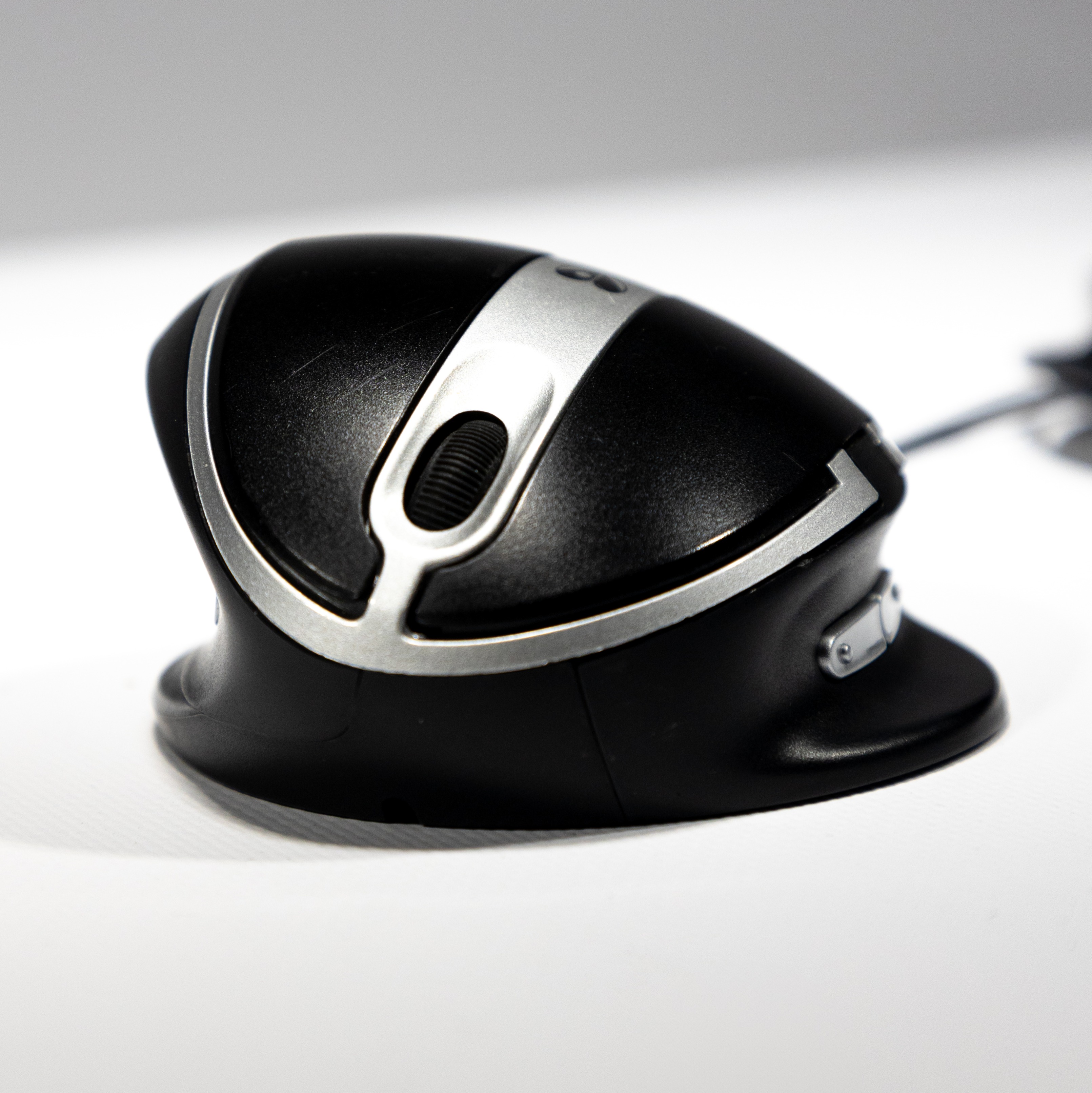 BON PLAN - Souris verticale OYSTER MOUSE filaire